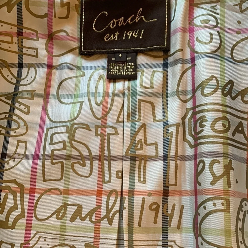 Coach sz 4 navy blue jacket with 3/4 sleeves and gold button details